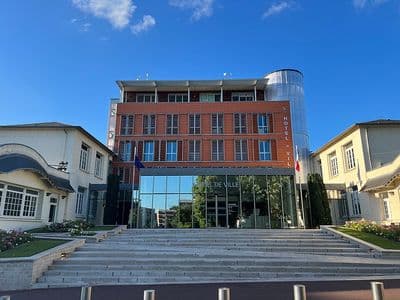 Location de parking à L Hay Les Roses - Trouvez votre place de stationnement