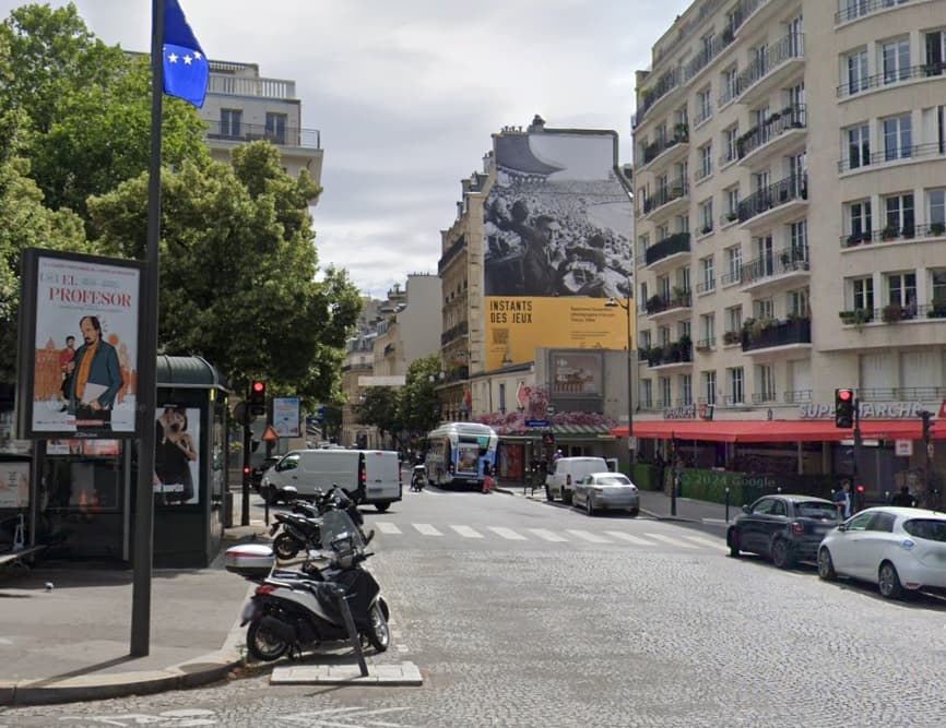 Vue d'un parking à proximité du quartier d'Auteuil à Paris 16