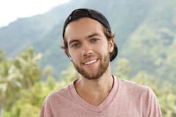 Julien M.