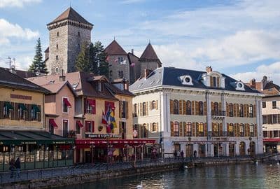 Location de parking à Annecy - Trouvez votre place de stationnement