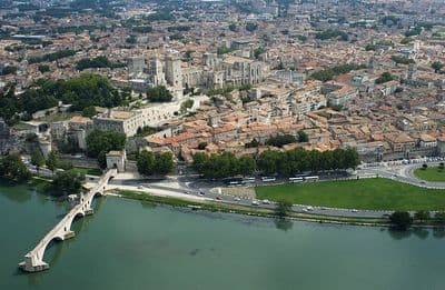 Location de parking entre particuliers à Avignon - Réservation en ligne