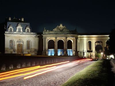 Location de parking entre particuliers à Chantilly - Réservation en ligne