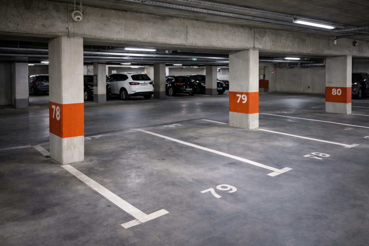 Places de parking en sous-sol d'une résidence, marché de la location en France