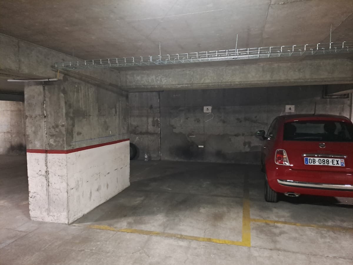 Entrée intérieure du underground à 168 Boulevard du Montparnasse, Paris