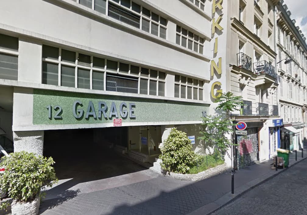 Location underground à 10 Rue Marie-Éléonore de Bellefond, Paris