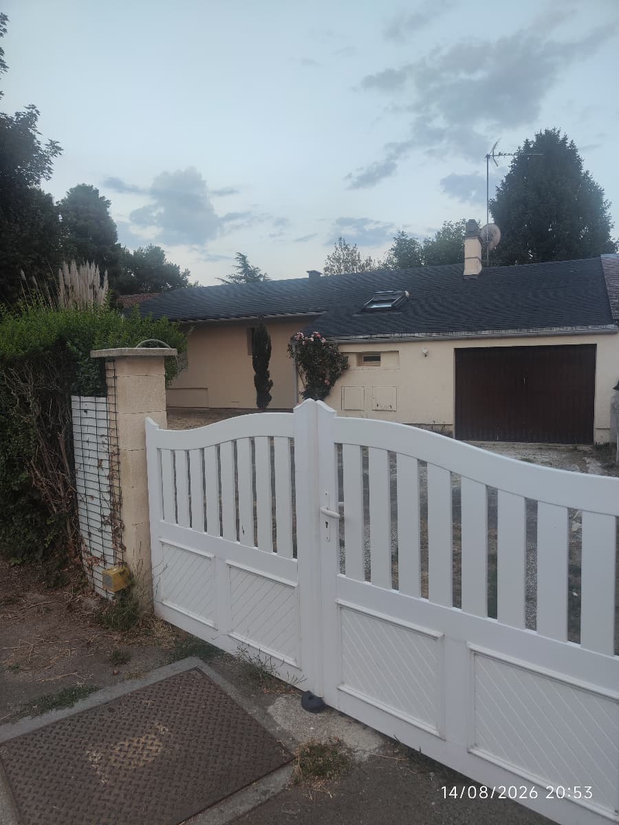 Location private box à 33 Avenue de la Chambrelanne, Vémars
