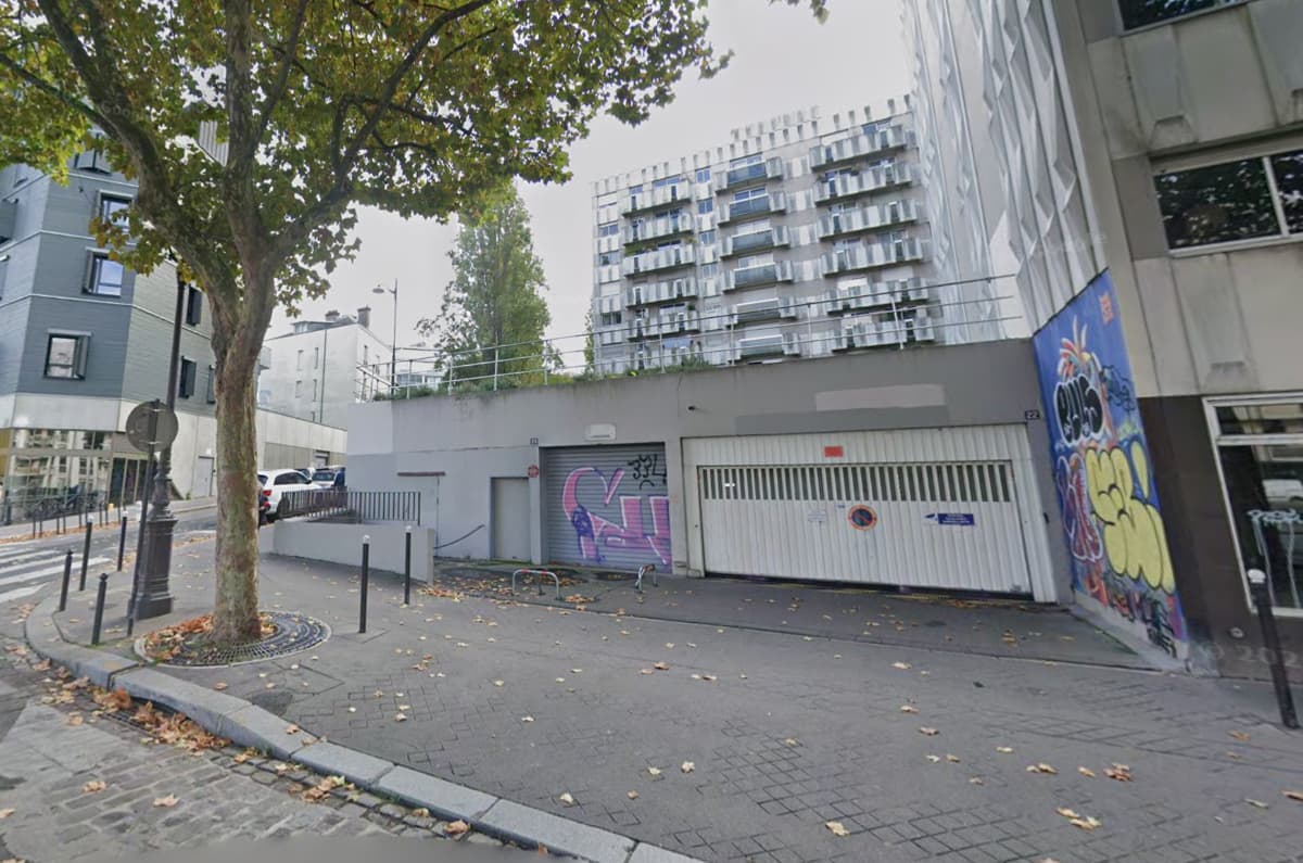 Location underground à 22 Quai de la Marne, Paris