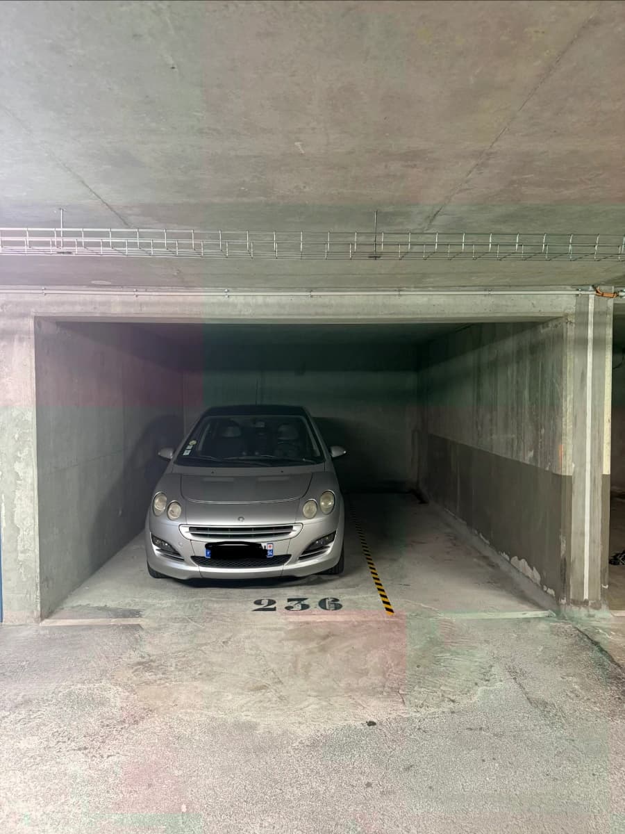 Location underground à 10 Rue Vallou de Villeneuve, Boissy-Saint-Léger