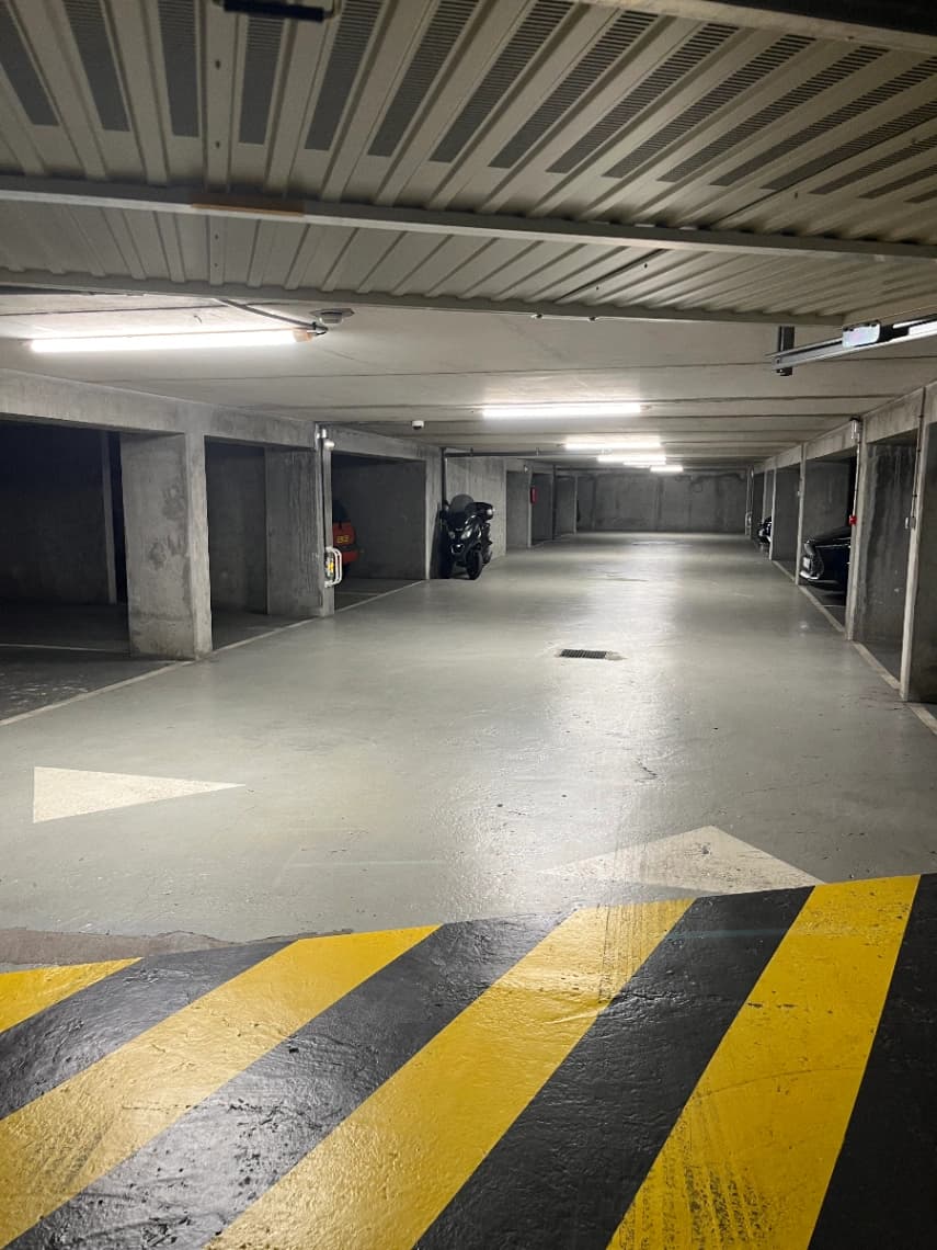 Entrée extérieure du underground à 12 Boulevard du General de Gaulle, Montrouge