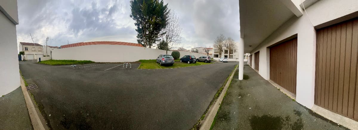 Entrée intérieure du outdoor à 25 Rue Brétignière, La Rochelle