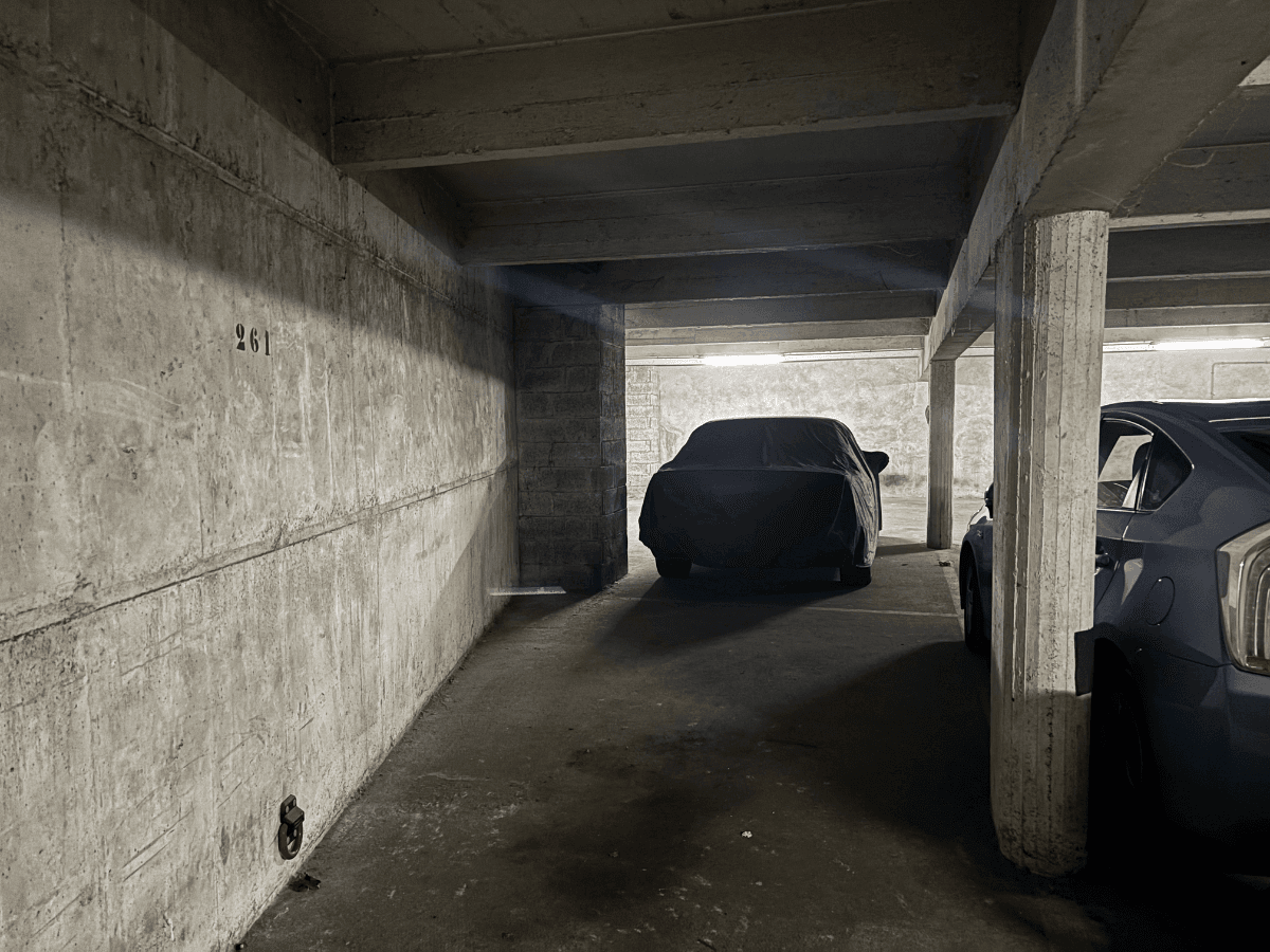 Location underground à 72 Rue Jean Bleuzen, Vanves