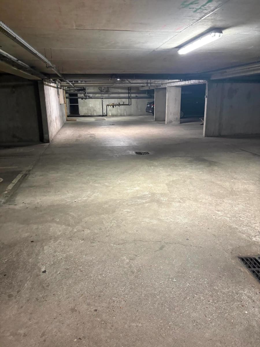 Entrée intérieure du underground à 13 Allée Bayard, Livry-Gargan