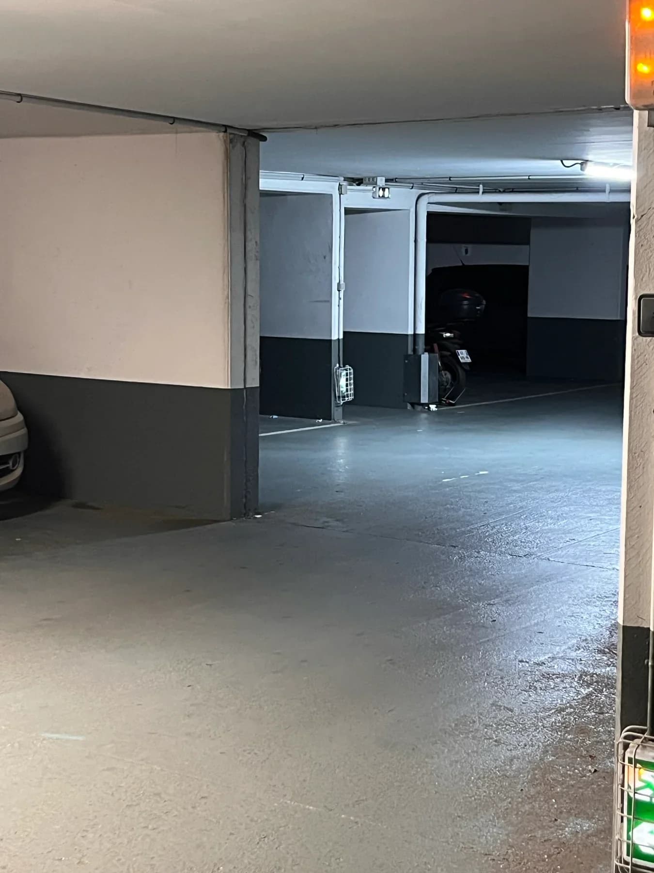 Vue du underground à 2 Avenue Henri IV, Meudon