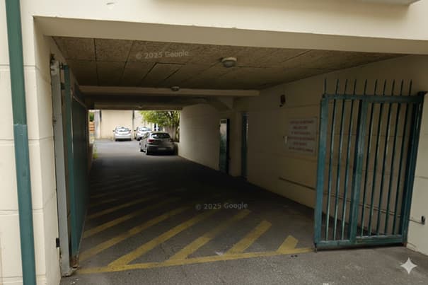 Entrée extérieure du outdoor à 21 Rue Charles Laterrade, Talence