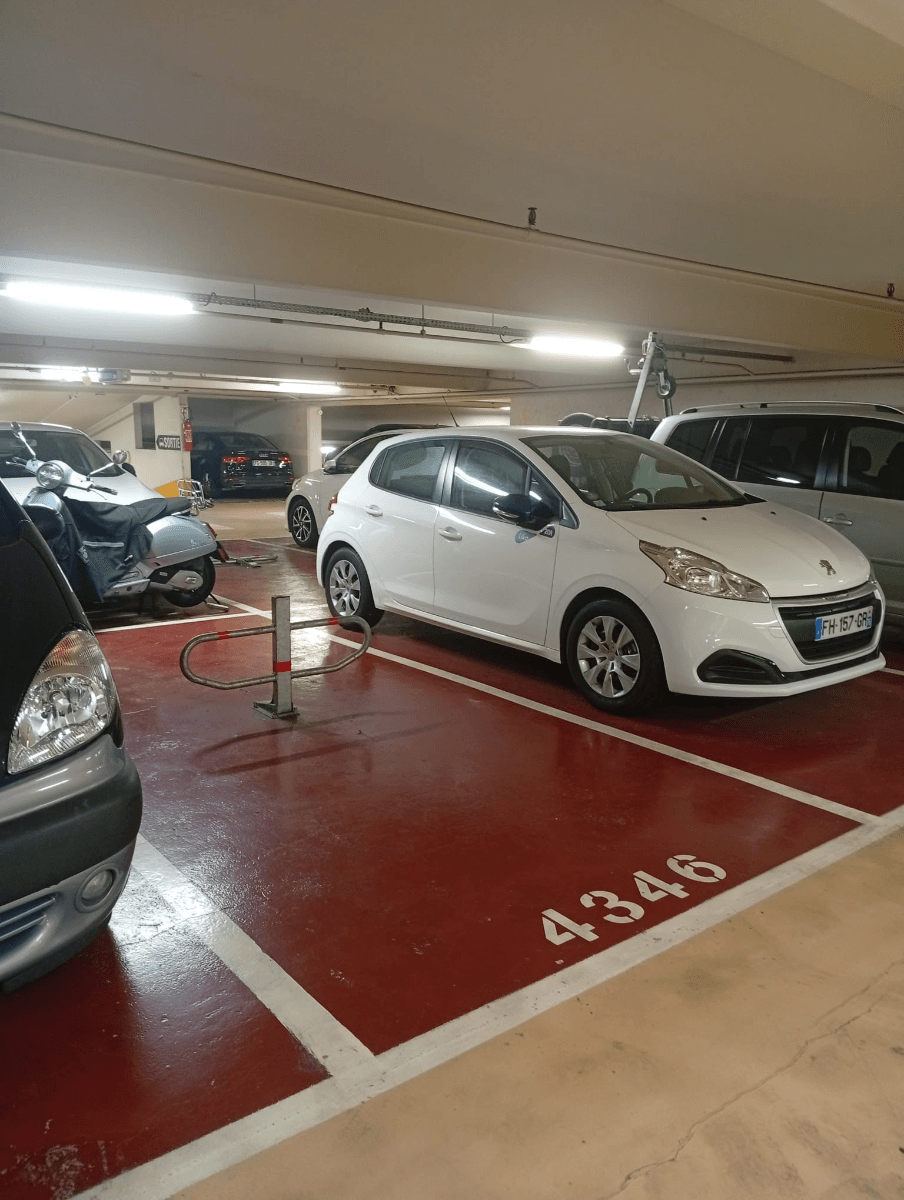 Location underground à 2 Rue Vandrezanne, Paris