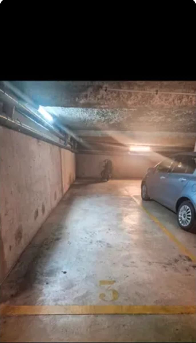 Entrée intérieure du underground à 658 Avenue Roger Salengro, Chaville