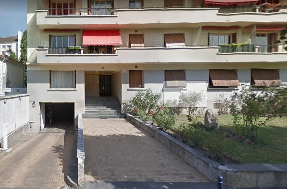 Entrée extérieure du private box à 42 Avenue Carnot, Champigny-sur-Marne