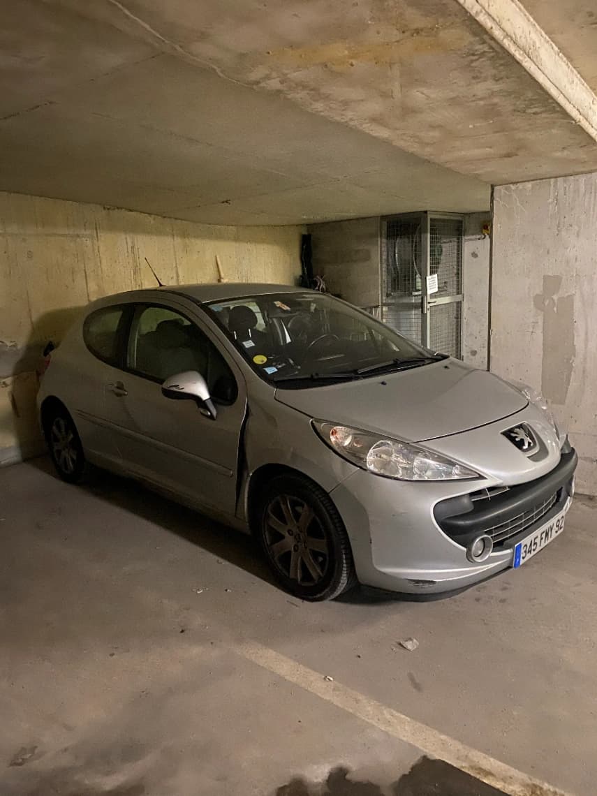Vue du underground à 4 Rue Léon Giraud, Paris