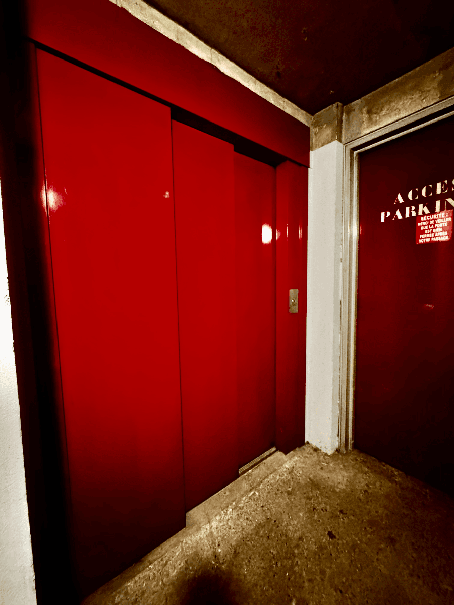 Vue du underground à 11 Rue Antoine Bourdelle, Paris