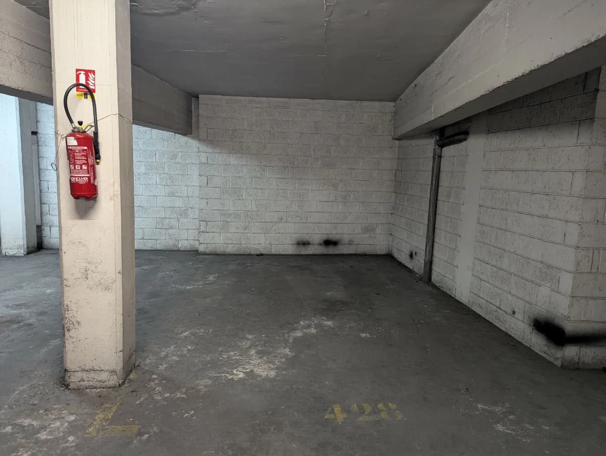 Vue du underground à 12 Rue Bargue, Paris