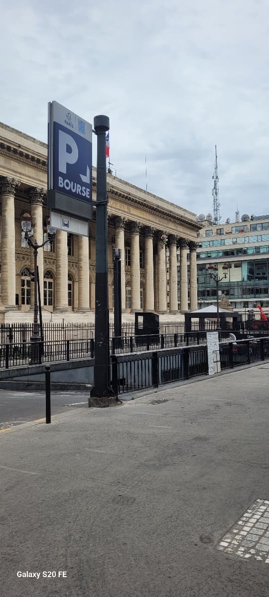 Détail du underground à Place de la Bourse, Paris