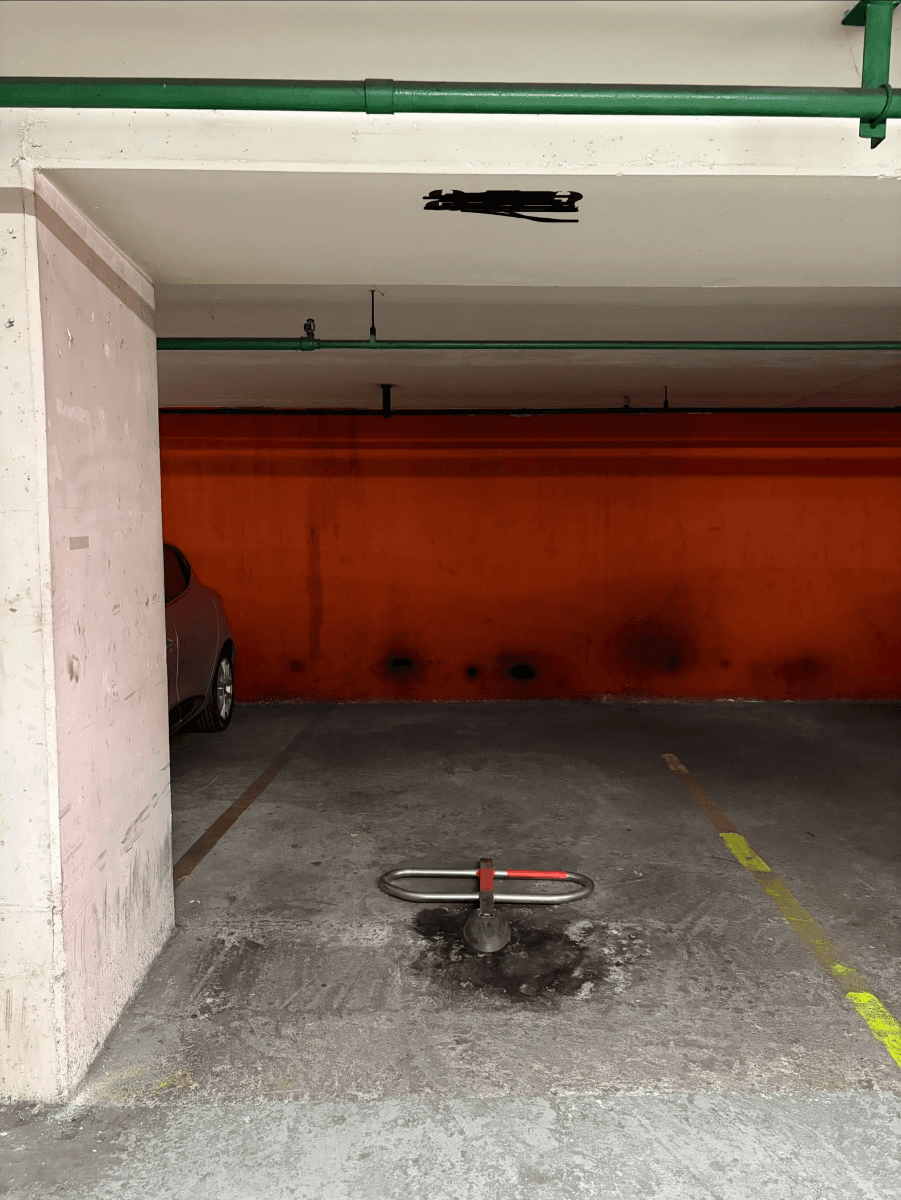 Location underground à 6 Rue des Haudriettes, Paris