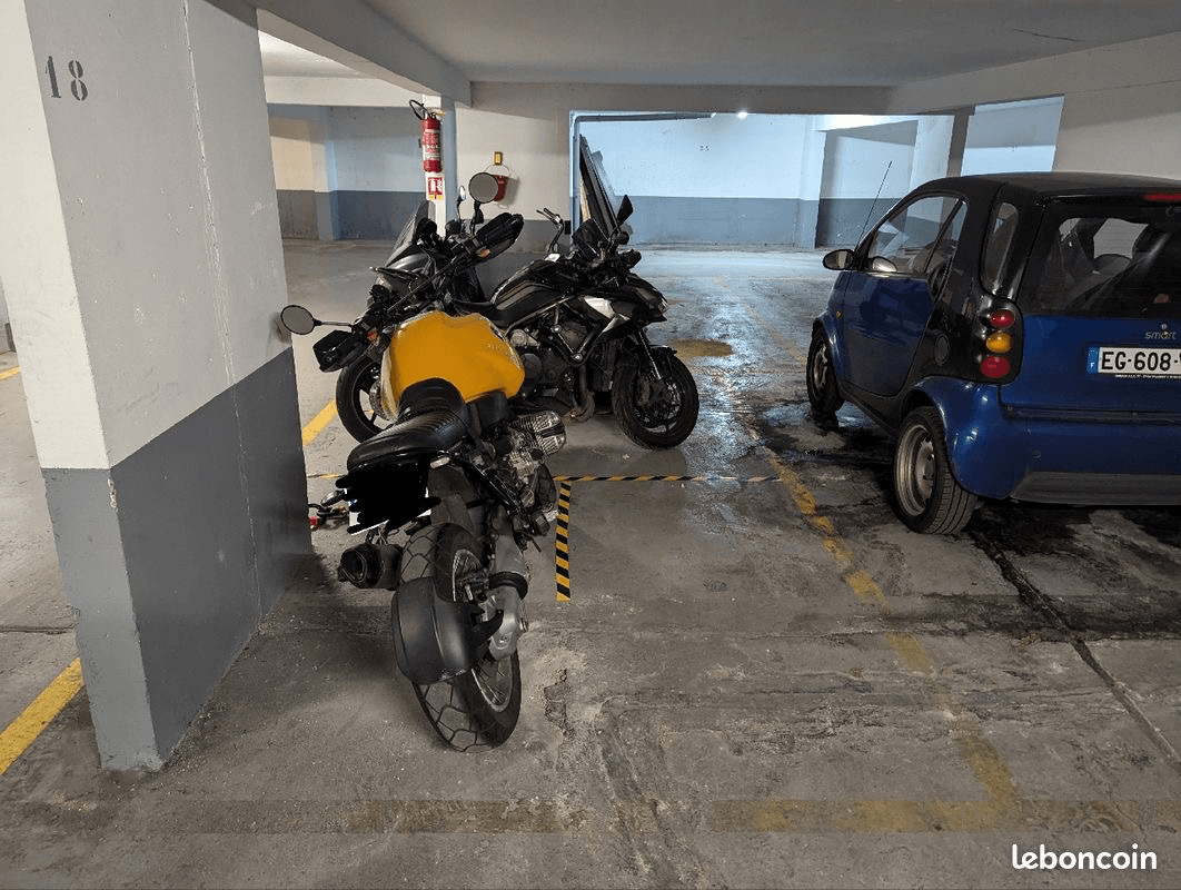 Location underground à 22 Rue du Capitaine Marchal, Paris