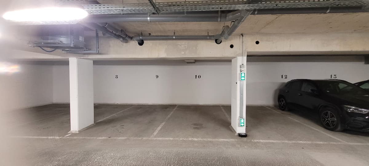 A 10min à pieds de la gare du rer C les ardoines, ... - Location parking pour voiture et moto à Vitry-sur-Seine