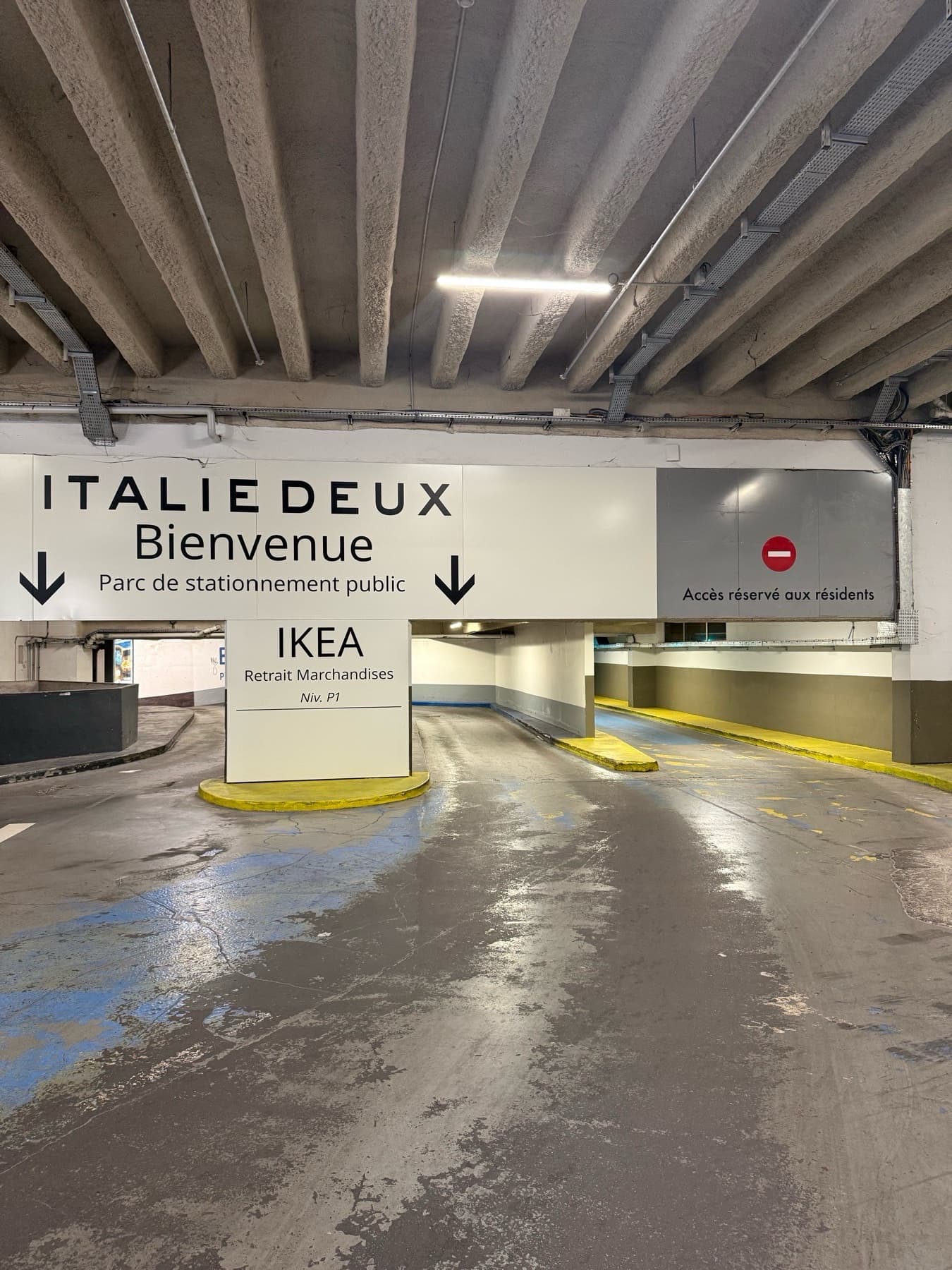 Vue du underground à 30 Place d'Italie, Paris