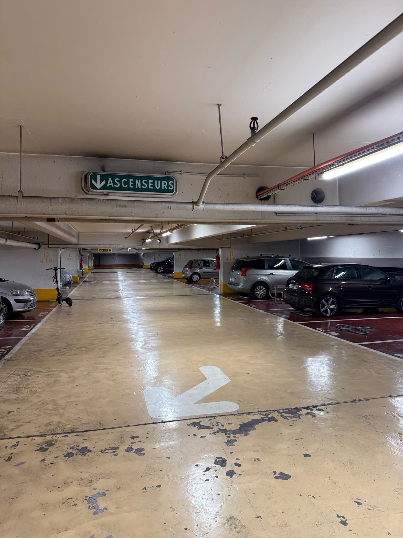 Emplacement underground à 30 Place d'Italie, Paris