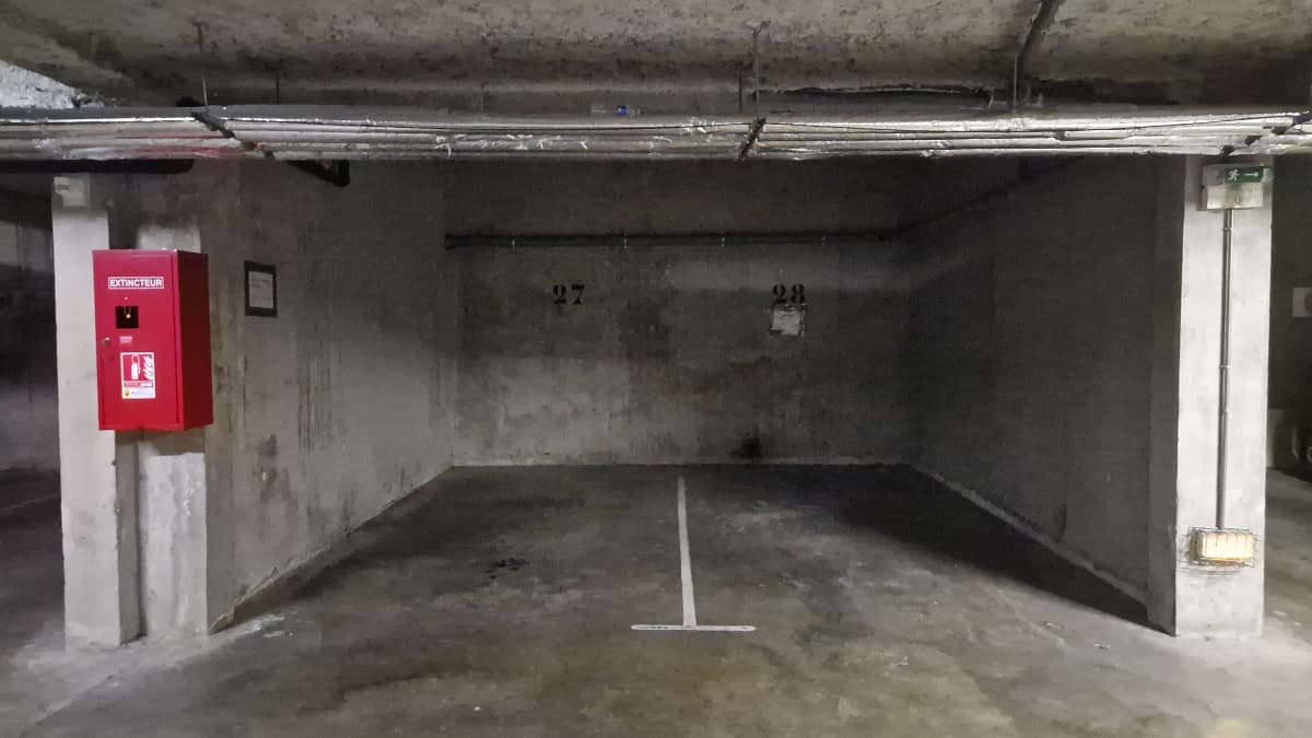 Location underground à 85bis Avenue La Bruyère, Grenoble