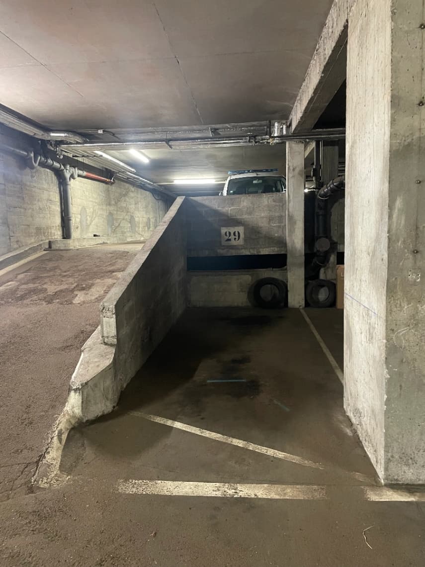 Location underground à 3 Rue des Morillons, Paris