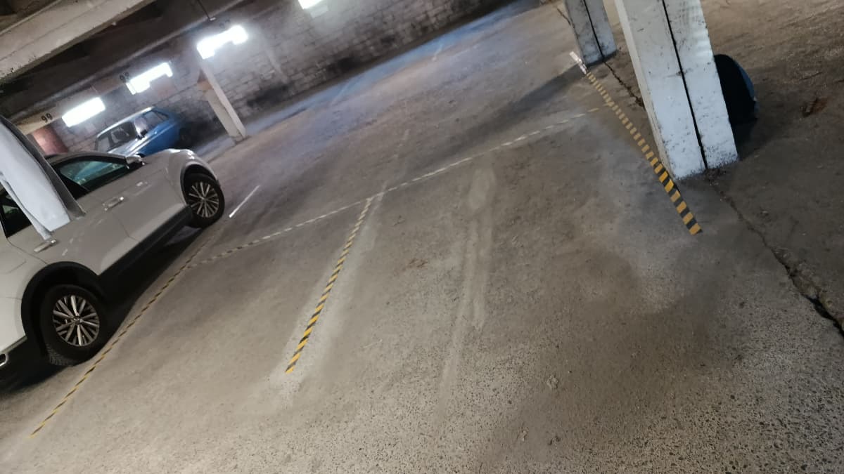 Entrée extérieure du underground à 157 Rue du Férétra, Toulouse
