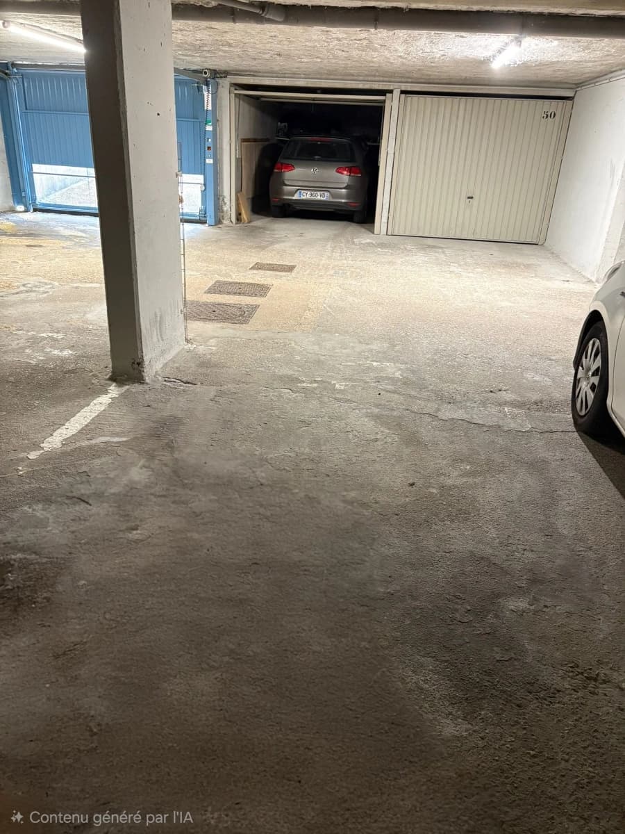 Je propose à la location une place de stationnemen... - Location parking pour voiture et moto à Buc