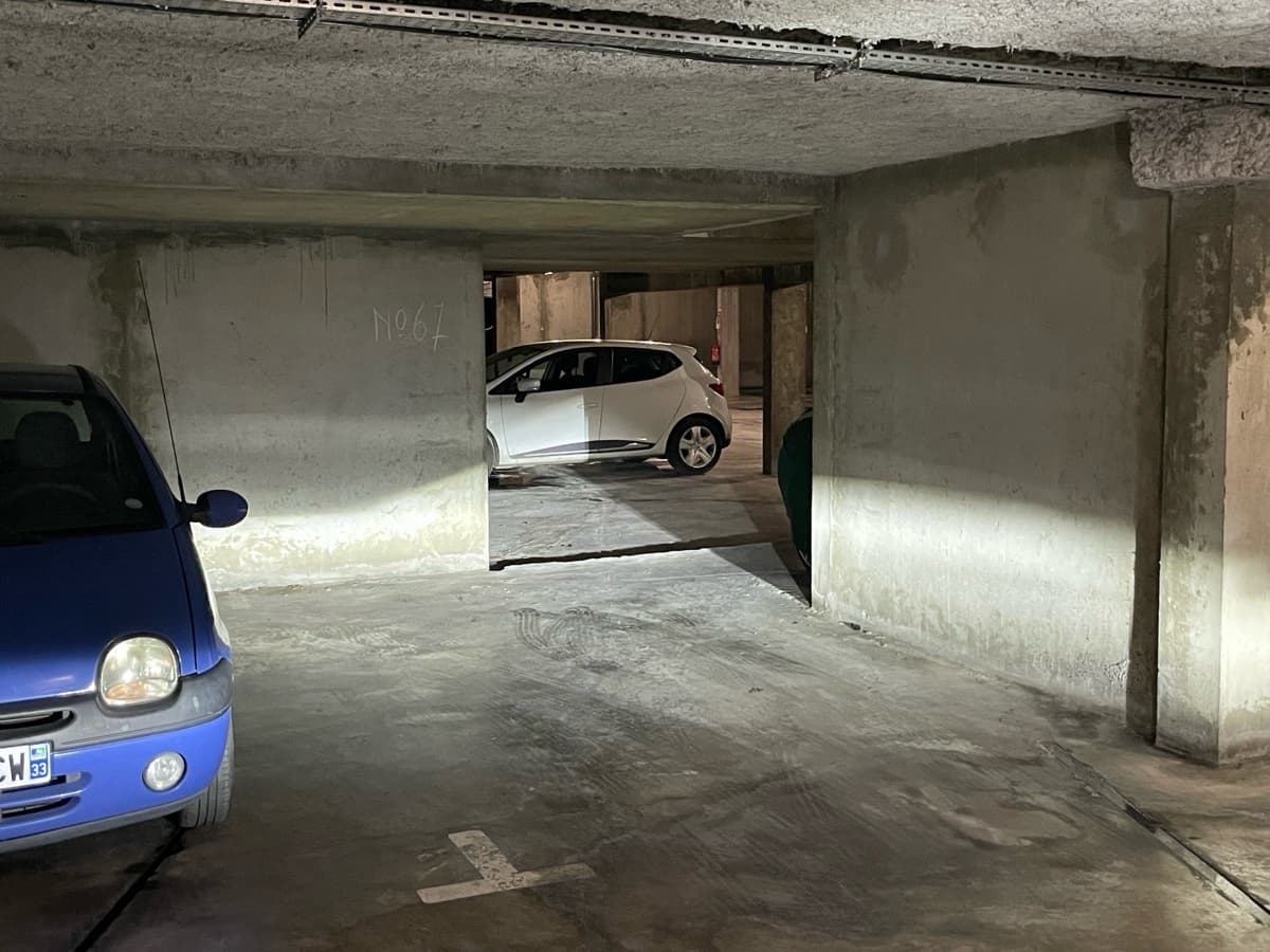 Location underground à 136 Avenue Alsace Lorraine, Bordeaux