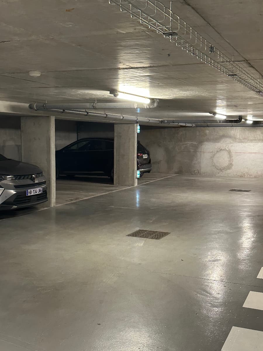 Vue du underground à 2 Rue Camille Claudel, Meudon