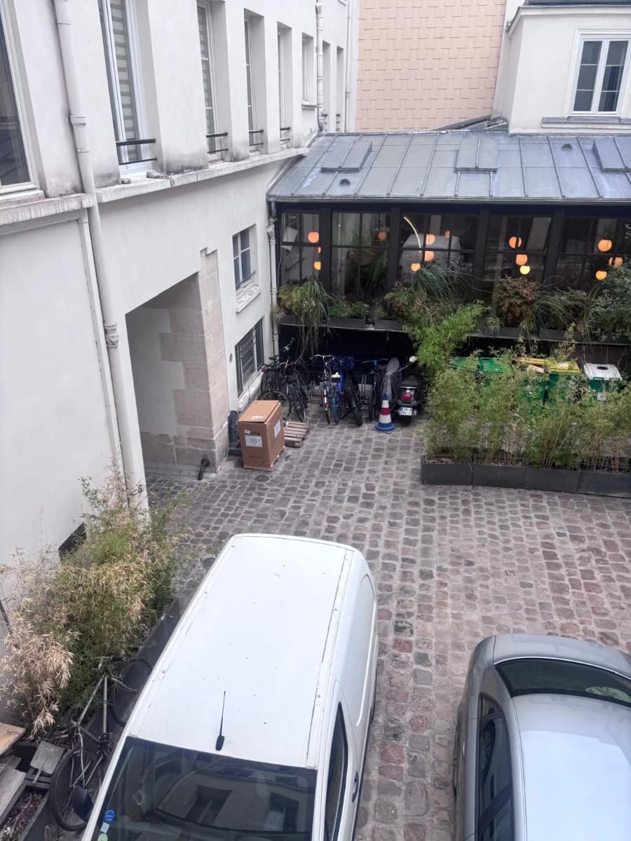 Entrée extérieure du outdoor à 7 Rue Froissart, Paris