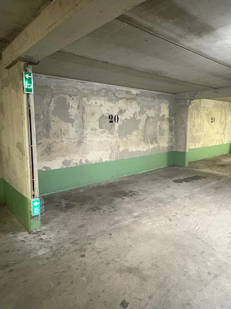 Location underground à 247 Rue du Ménil, Asnières-sur-Seine
