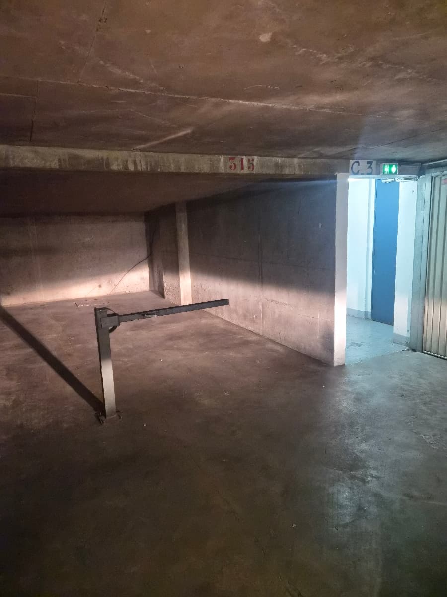 Location underground à 119 Rue Manin, Paris