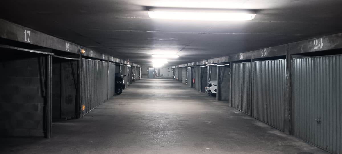Entrée intérieure du private box à 3bis Avenue Antoine Dutriévoz, Villeurbanne