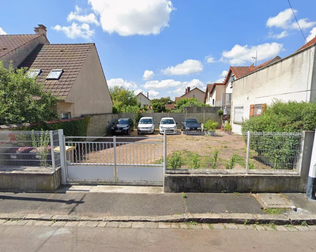 Parking extérieur sécurisé – 2 places – à 1 km de ... - Location parking pour voiture et moto à Savigny-sur-Orge