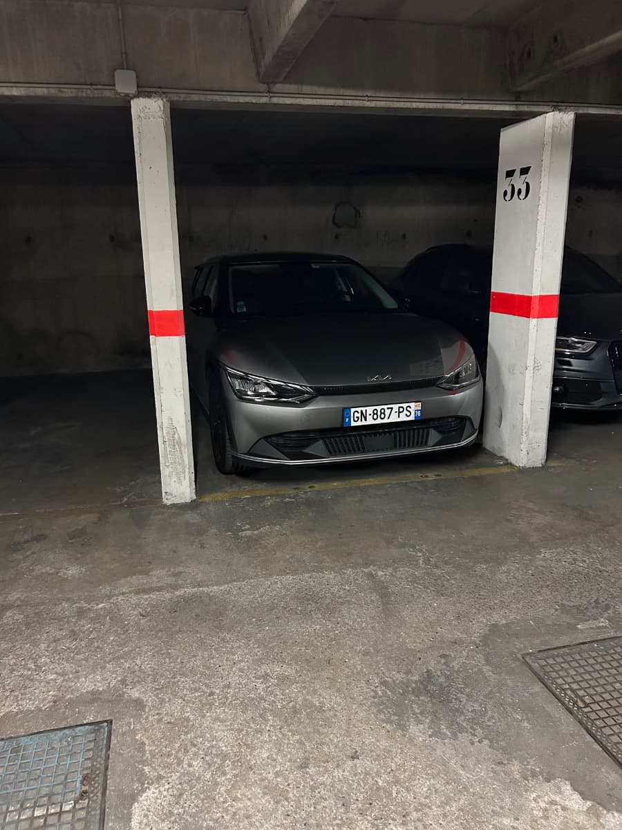Location underground à 25 Rue Vauvenargues, Paris