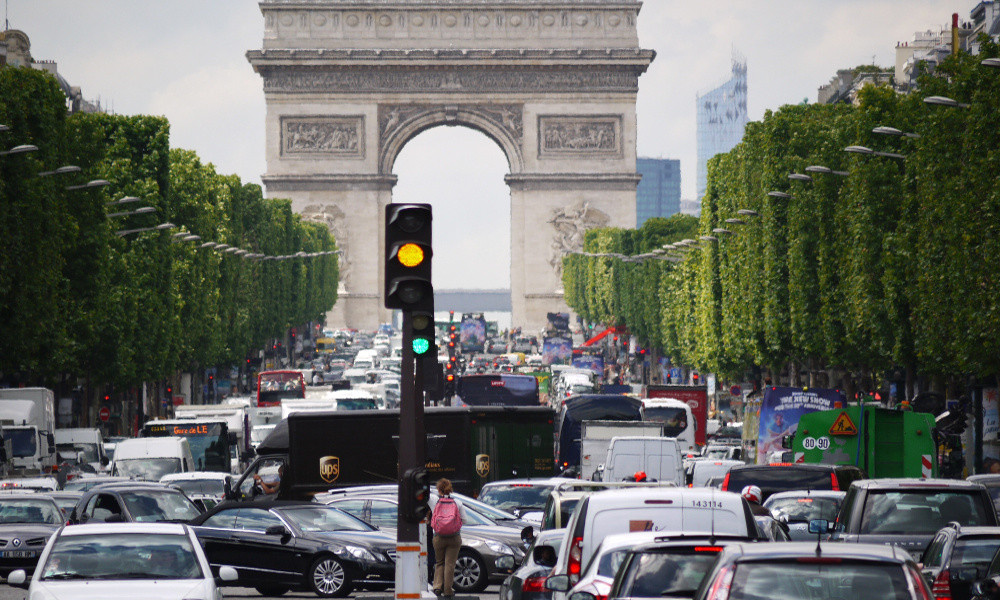  Circulation à Paris et en Île-de-France : Embouteillages, Restrictions et Solutions